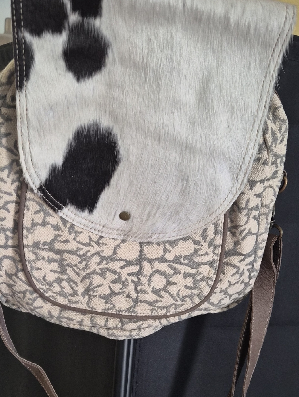 OLAY White and Black Patterned Women's Backpack